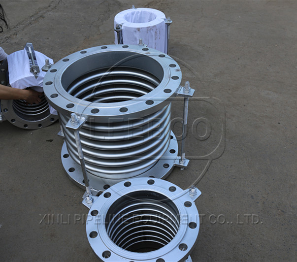 非金屬<a href=http://m.pnbfbz.com target=_blank class=infotextkey>補償器</a>的位移知識