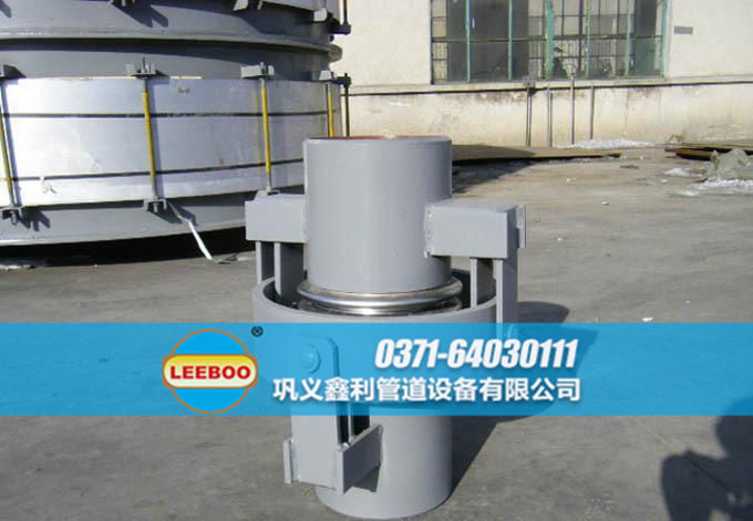 萬向鉸鏈<a href=http://m.pnbfbz.com target=_blank class=infotextkey>補償器</a>發(fā)貨現(xiàn)場