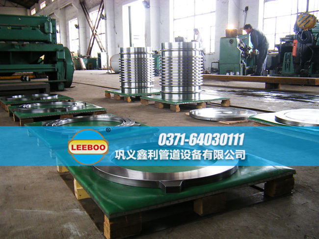 鑫利<a href=http://m.pnbfbz.com target=_blank class=infotextkey>補償器</a>組裝車間